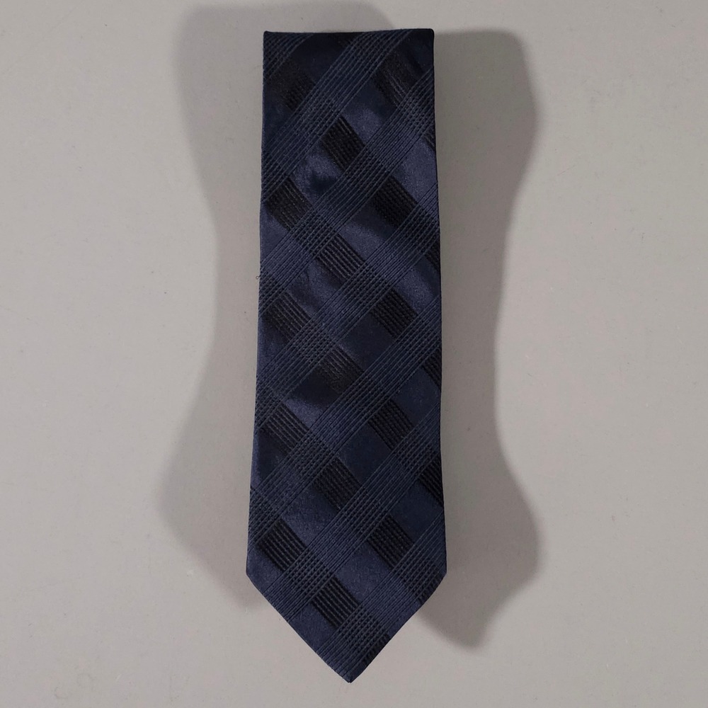Hugo Boss Necktie Mens OS Navy Blue Black Plaid Textured Silk Made in Italy